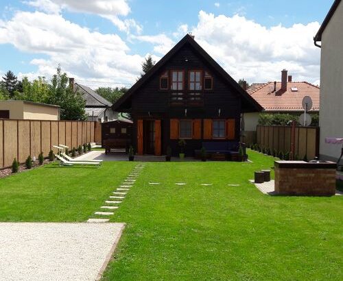 Velence Korzó Pihenőház Kápolnásnyék 