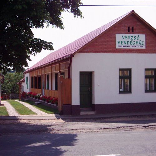 Verzsó Vendégház Pásztó 