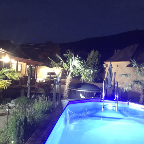 Nyaraló a Dunán Üdülőház Budakalász 