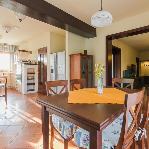 Villa Corvina Győrújbarát 