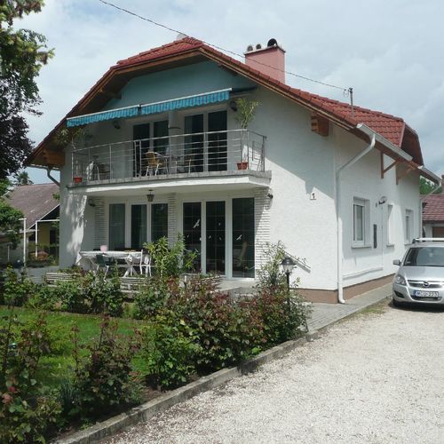 Bence Apartman Balatonboglár 