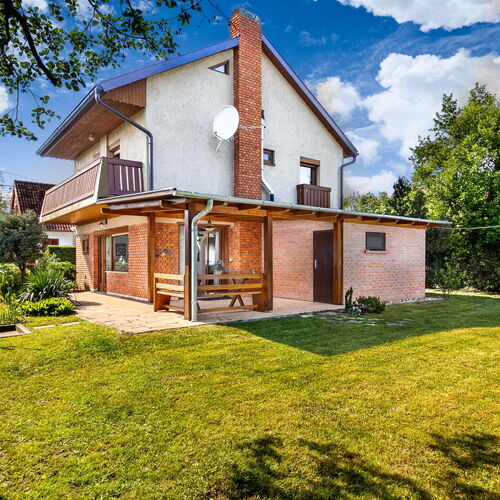 Viola Nyaraló Balatonmáriafürdő 