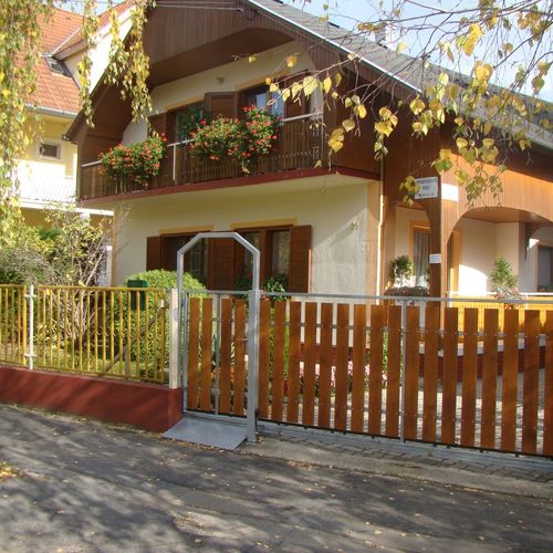 Virágoskert Apartman Hévíz  3 Virágoskert Apartman Hévíz