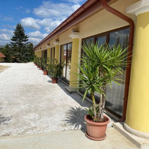 Vitál Vendégház Almamellék-Szentmártonpuszta 