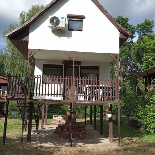 Eötvös Apartman Cegléd 