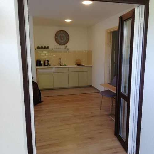 ZeZoArt Apartman Alsóörs 