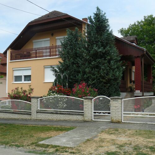 Zsuzsi Apartman Zalakaros  2 Zsuzsi Apartman Zalakaros